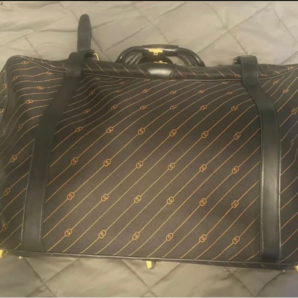 1979’s Gucci suitcase style bag